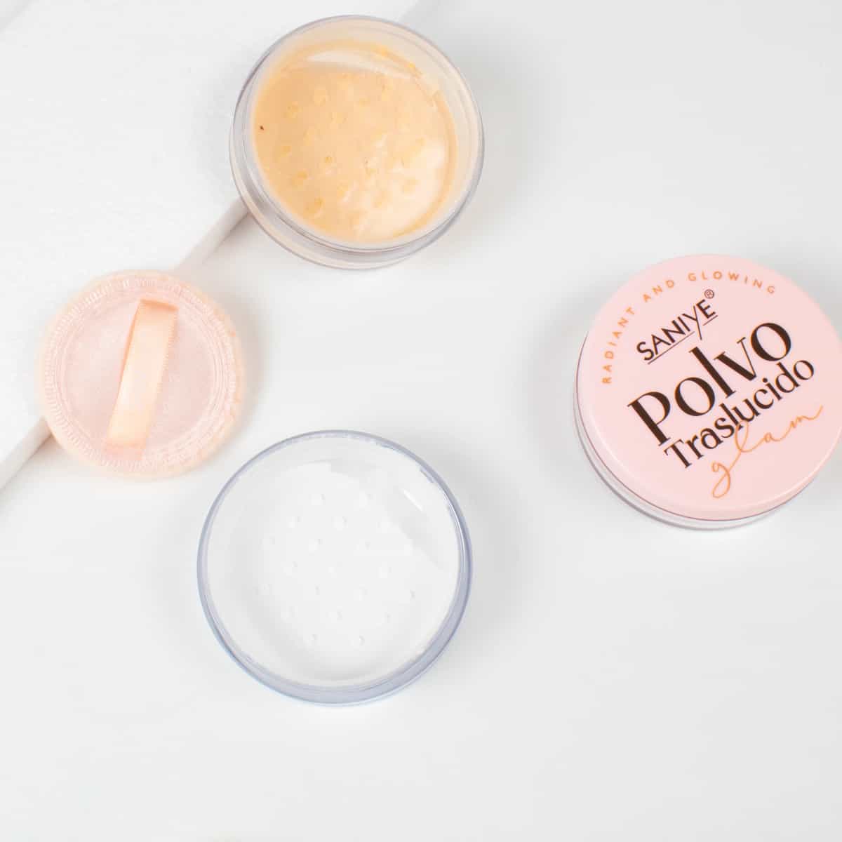 SANIYE Polvo Traslúcido